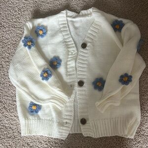 Pretty follow detail cardigan sweater